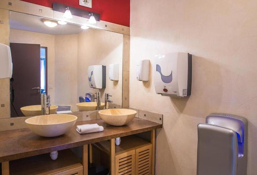 Brit Hotel Chambery