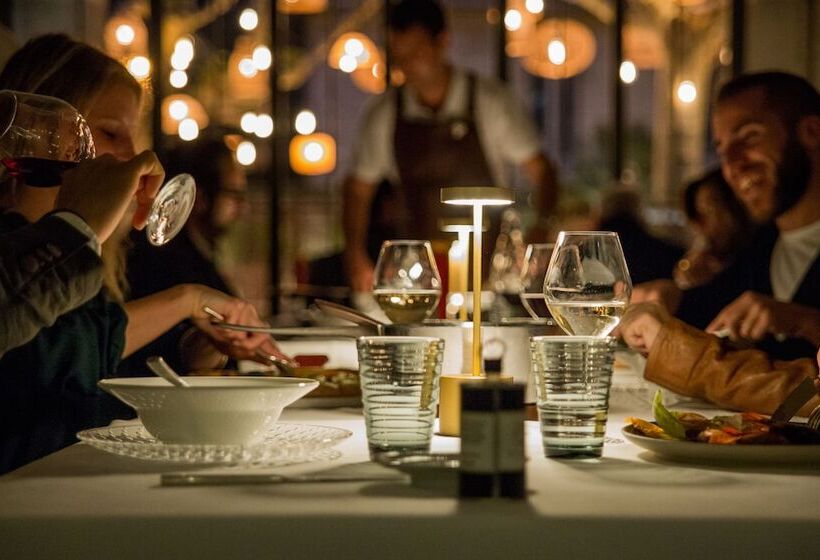 فندق Byblos Saint Tropez