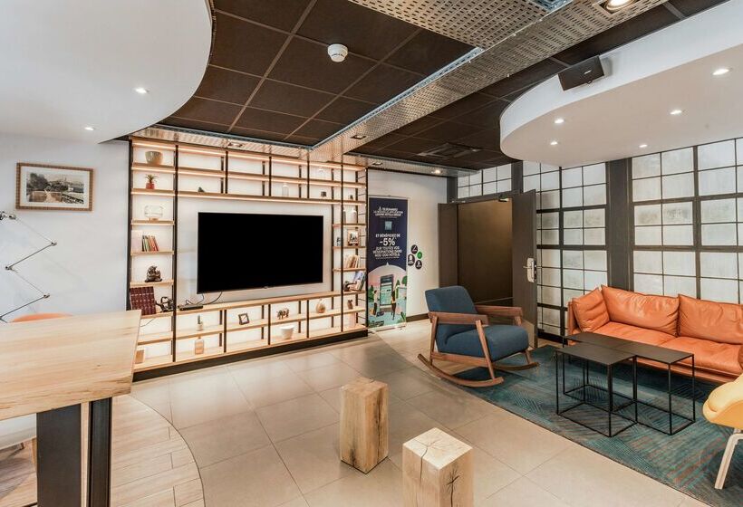 Отель Campanile Chartres Centre   Gare   Cathédrale