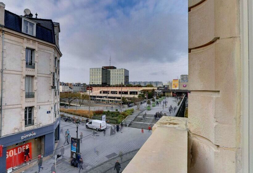 هتل Campanile Orleans Centre  Gare