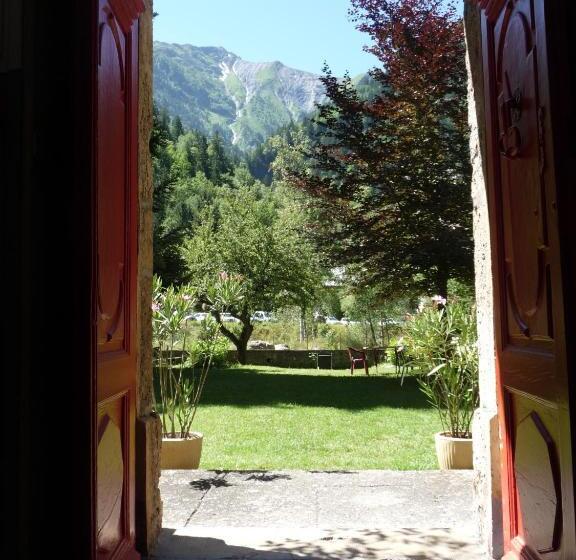 فندق Chateau De La Muzelle