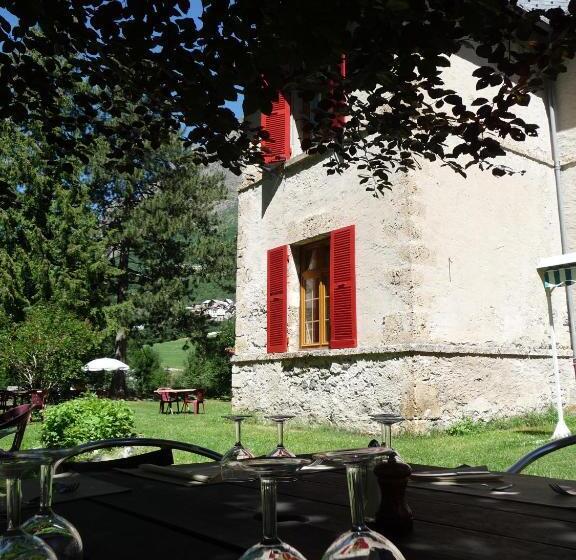 فندق Chateau De La Muzelle