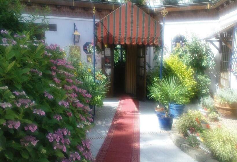 호텔 La Tour Du Roy