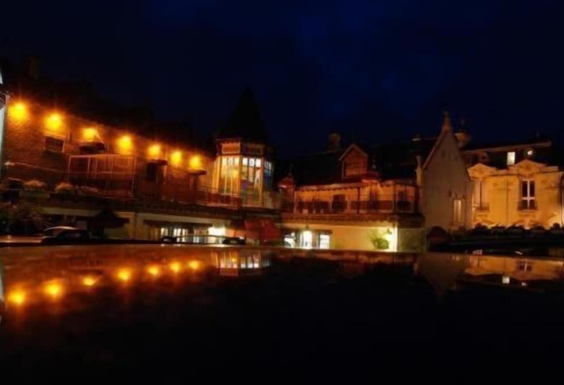 호텔 La Tour Du Roy