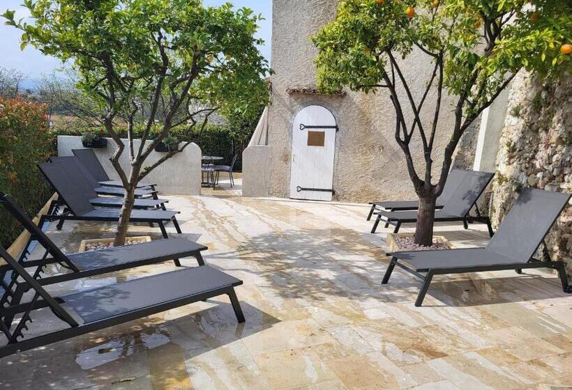 בית מלון כפרי Château Le Cagnard