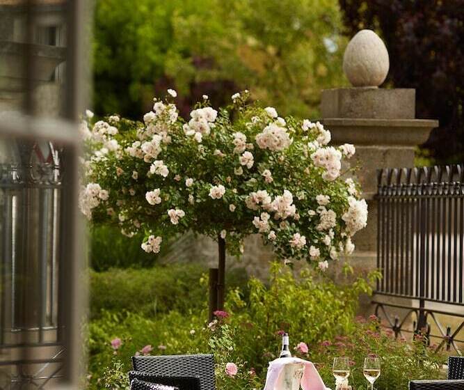 Отель Como Le Montrachet