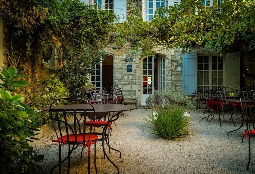 فندق De l'Atelier