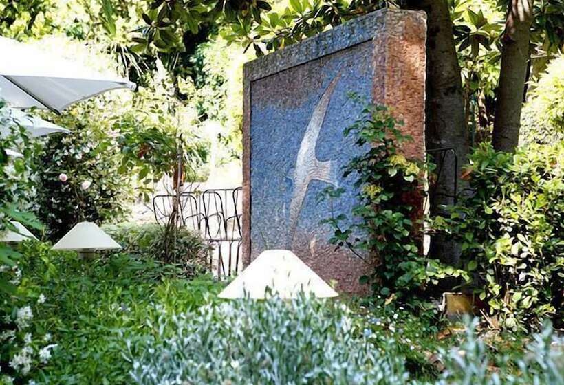 בית מלון כפרי De Mougins