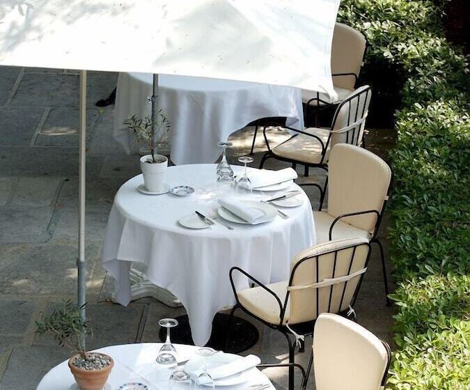 בית מלון כפרי De Mougins