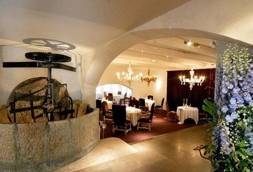 בית מלון כפרי De Mougins