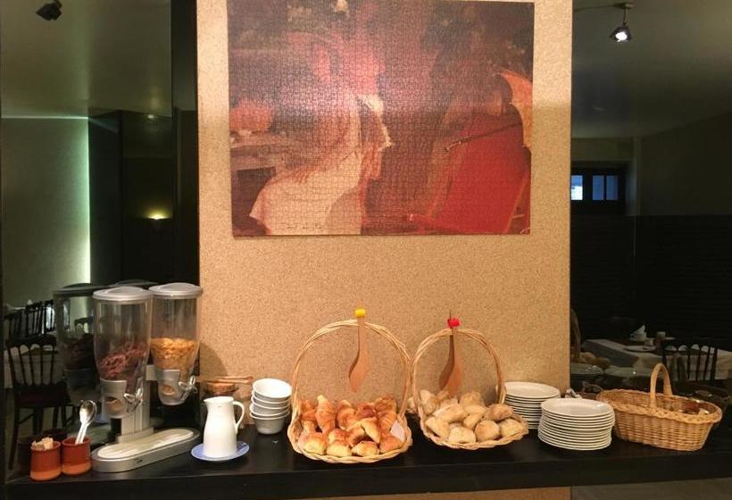 בית מלון כפרי Des 3 Marchands