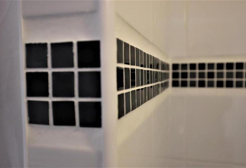 هتل Des Tuileries