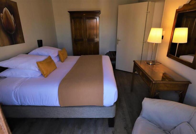 هتل Des Tuileries