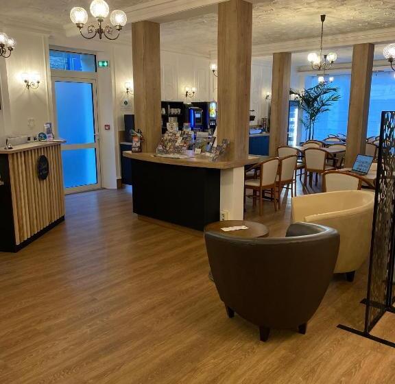 Отель Du Louvre