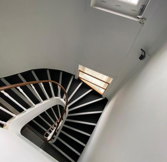 Отель Du Louvre