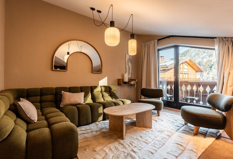 فندق Fahrenheit Seven Courchevel