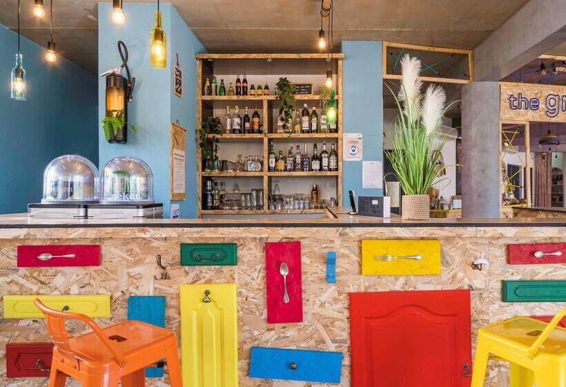 Greet Hotel Bordeaux Aeroport