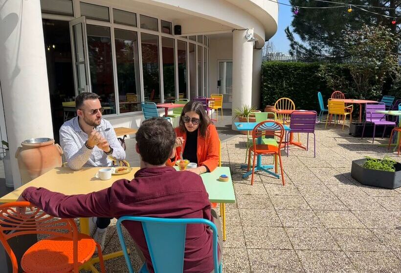 Greet Hotel Bordeaux Aeroport