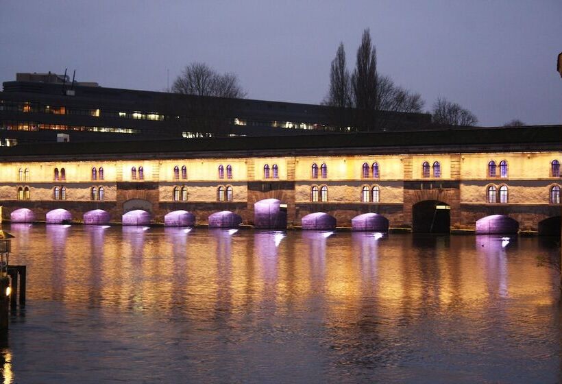 هتل Holiday Inn Express Strasbourg   Sud, An Ihg