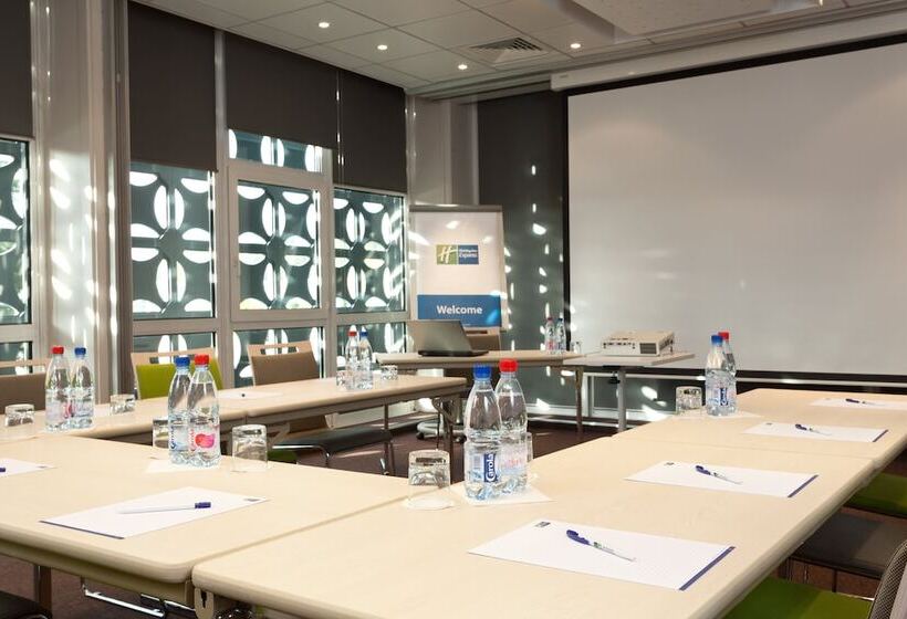 هتل Holiday Inn Express Strasbourg   Sud, An Ihg
