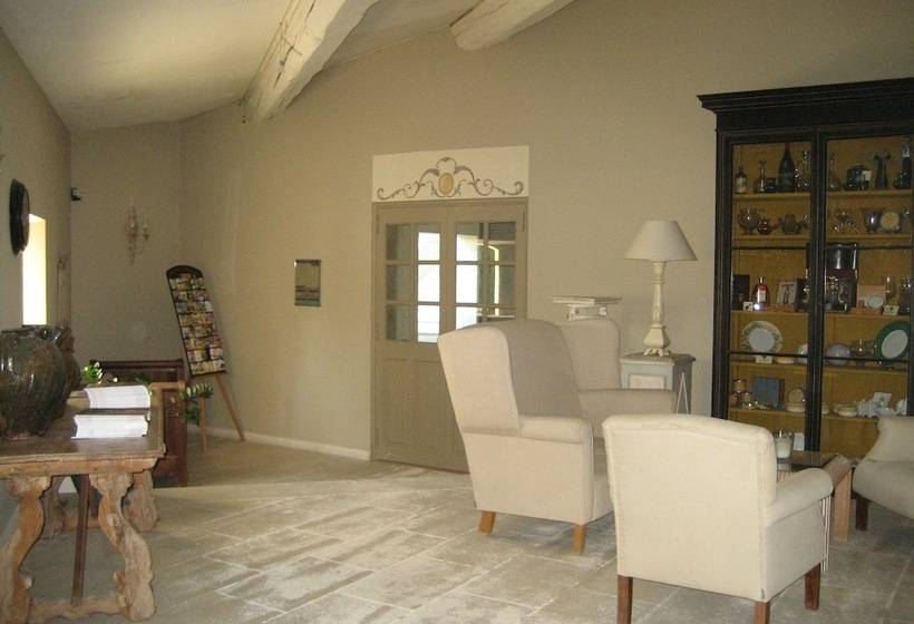 ホテル Hostellerie Le Roy Soleil