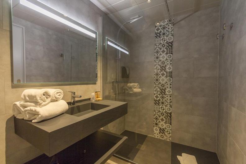 ホテル Le Sacca, Nouvelle équipe