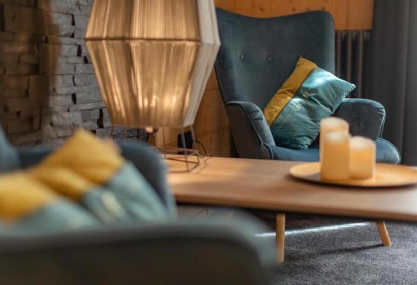 호텔 Le Sacca, Nouvelle équipe