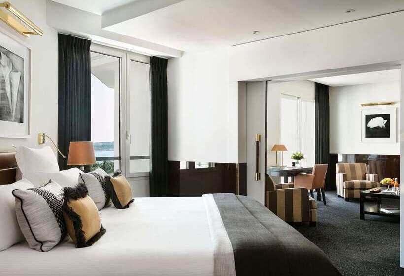 בית מלון כפרי Hôtel Barrière Le Majestic Cannes