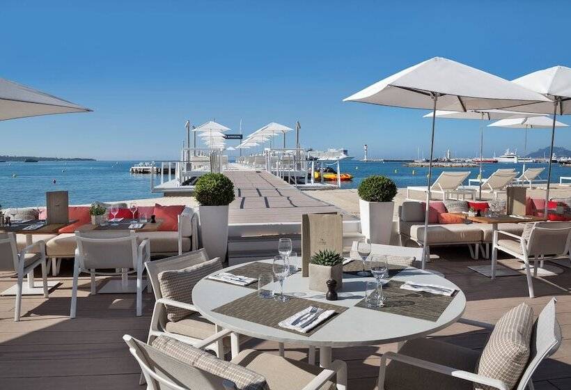 בית מלון כפרי Hôtel Barrière Le Majestic Cannes