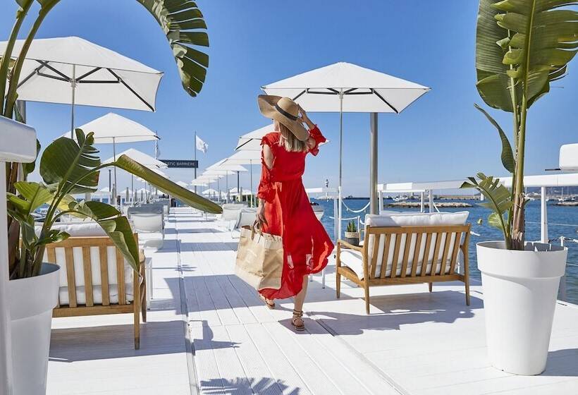 בית מלון כפרי Hôtel Barrière Le Majestic Cannes