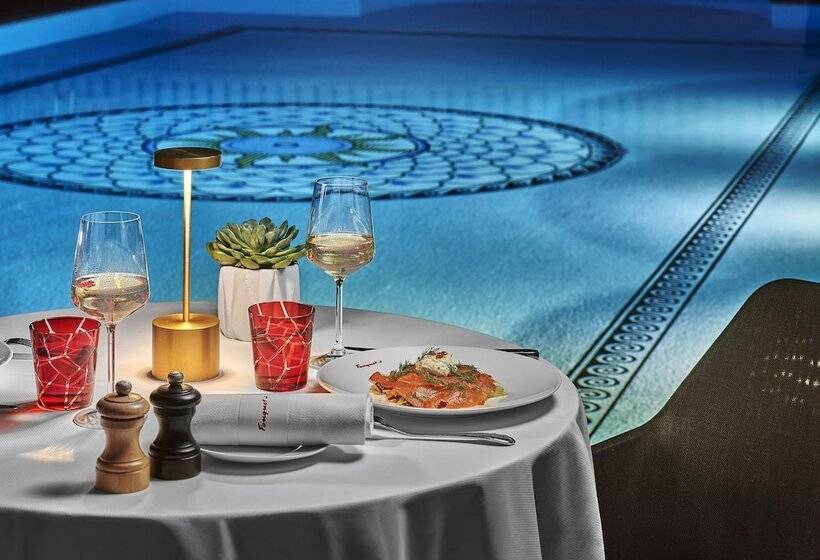 בית מלון כפרי Hôtel Barrière Le Majestic Cannes