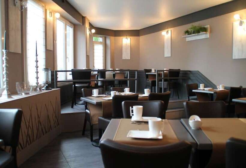 هتل Hôtel De La Mer