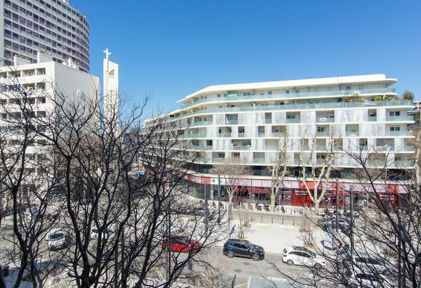 فندق Hôtel Du Pharo