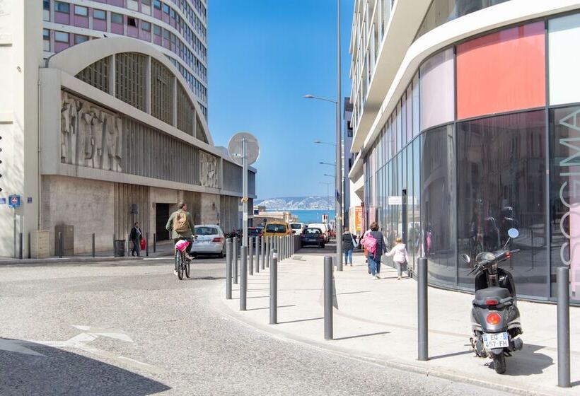 فندق Hôtel Du Pharo