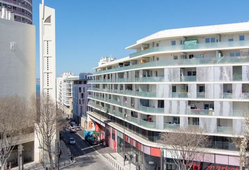 فندق Hôtel Du Pharo