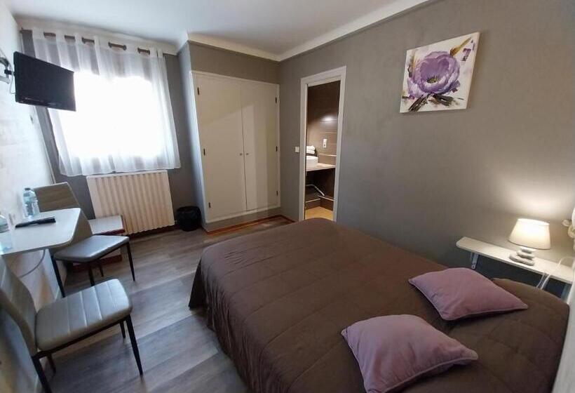 فندق Hôtel L Oustalet