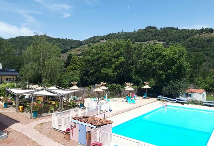 ホテル La Bohème