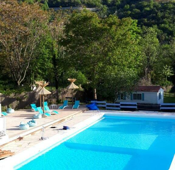 ホテル La Bohème