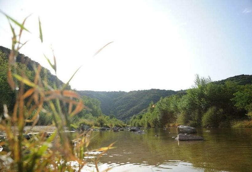 ホテル La Bohème