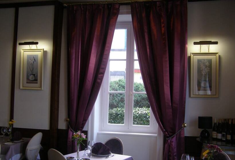 בית מלון כפרי Hôtel Le Chêne Vert