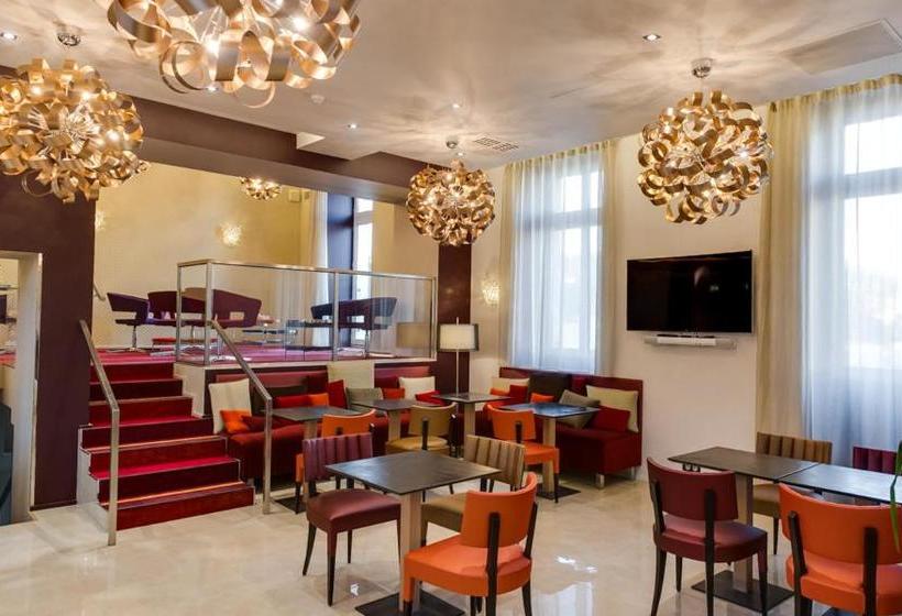 בית מלון כפרי Hôtel Le Châteaubriant