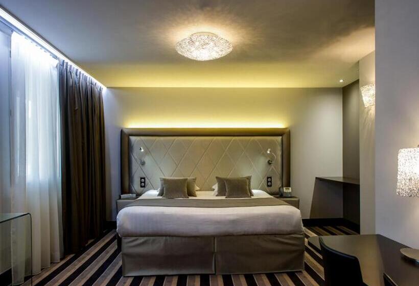 בית מלון כפרי Hôtel Le Châteaubriant