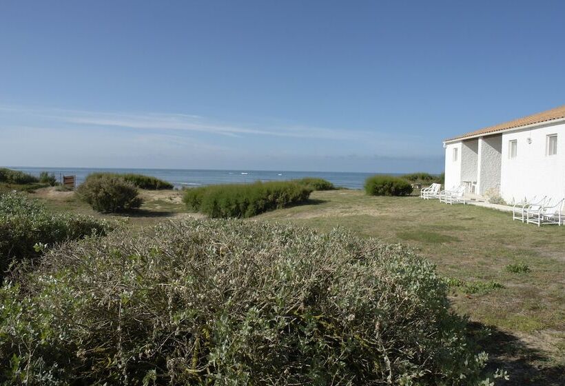 בית מלון כפרי Hôtel île De Lumière