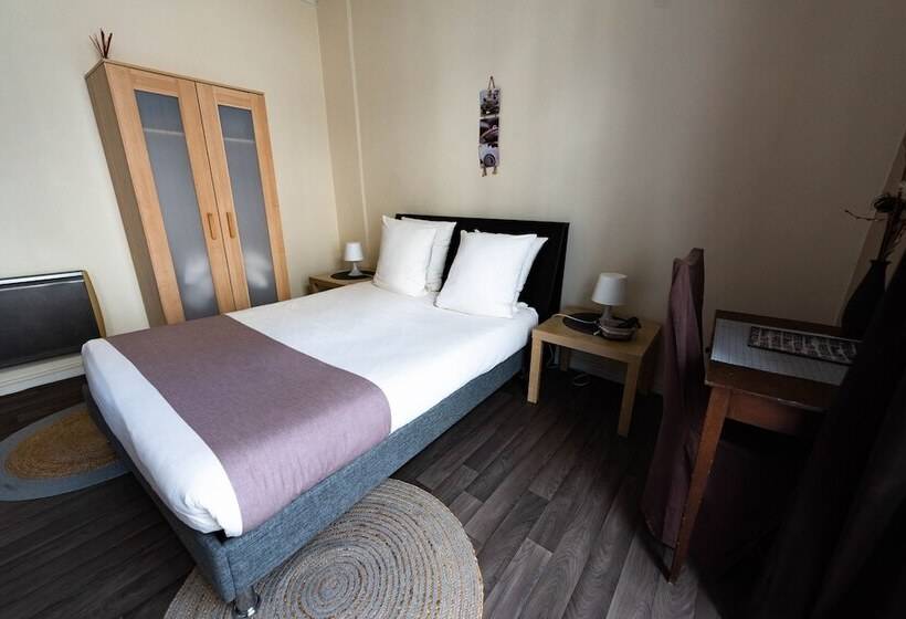 ホテル Hôtel Le Lion D'or