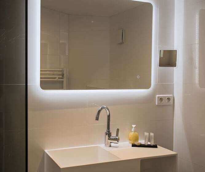 فندق Hôtel Le Mistral