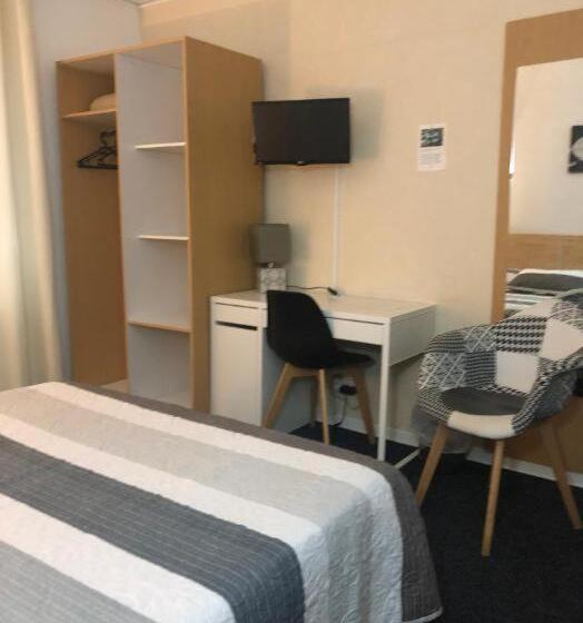 ホテル Hôtel Le Relais