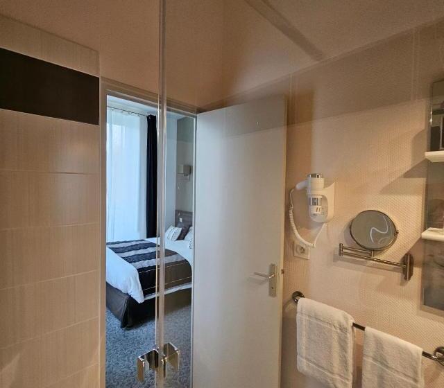 בית מלון כפרי Hôtel Le Rohan Charme Et Caractère