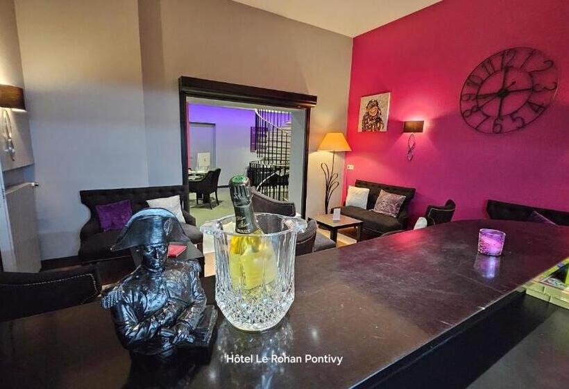 בית מלון כפרי Hôtel Le Rohan Charme Et Caractère