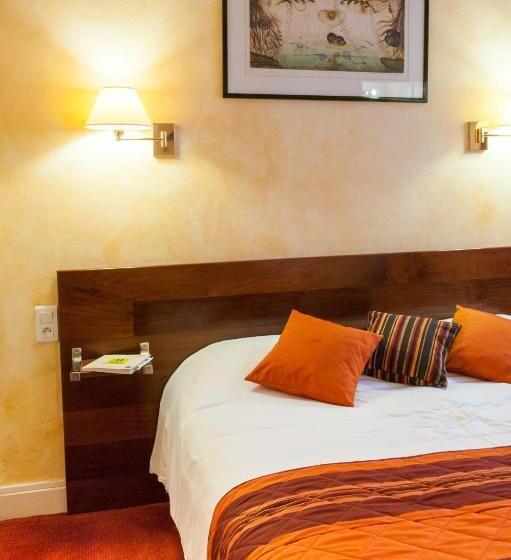 فندق Hôtel Les Tilleuls, Bourges