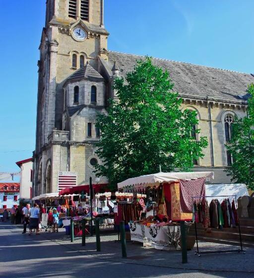 فندق Hôtel Les Tilleuls